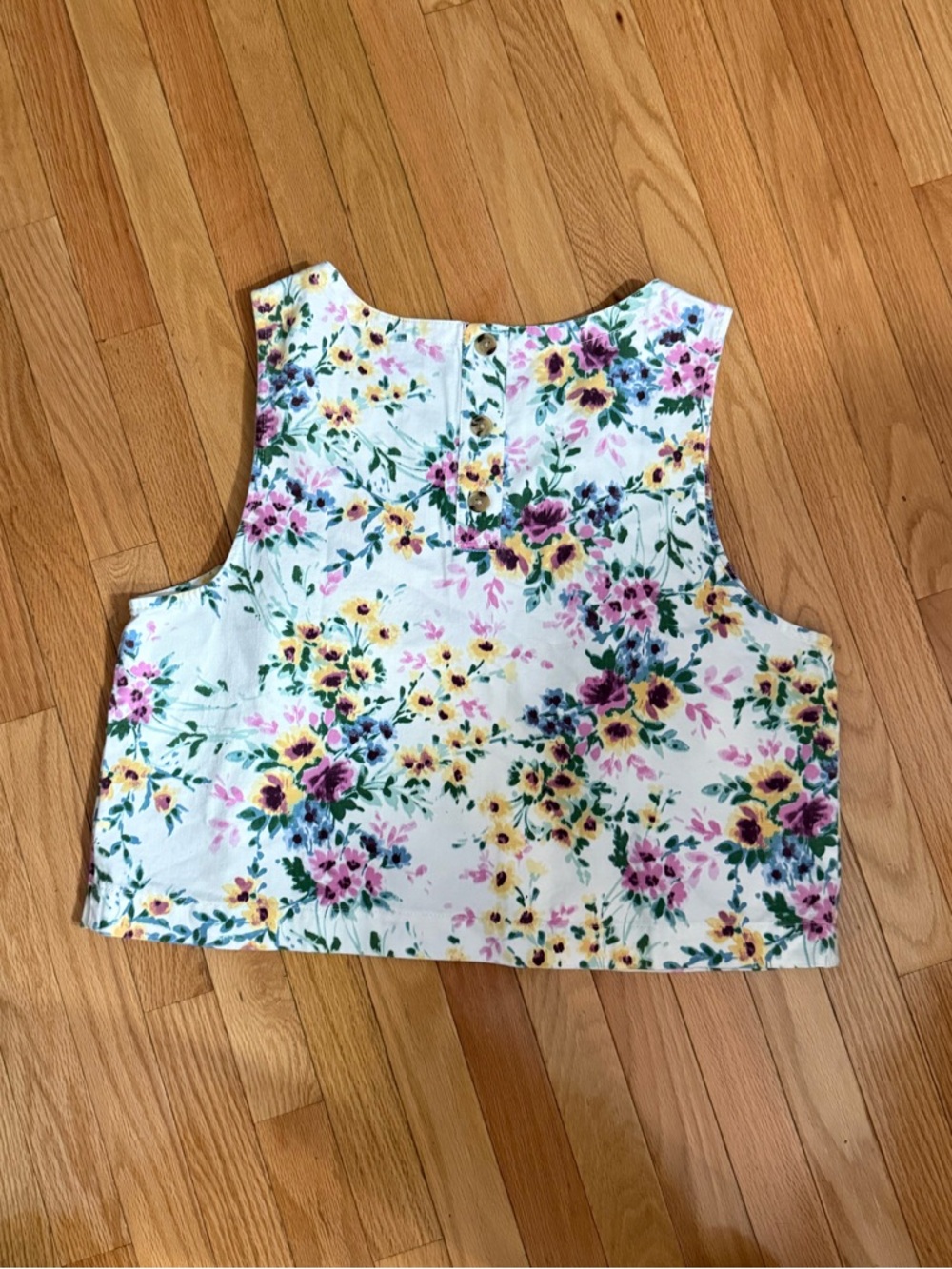 GAP NWT❗️Denim White with Pink & Yellow Blooms Tank Top - Picture 5 of 8